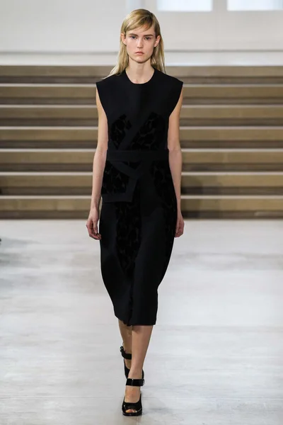 Look 36